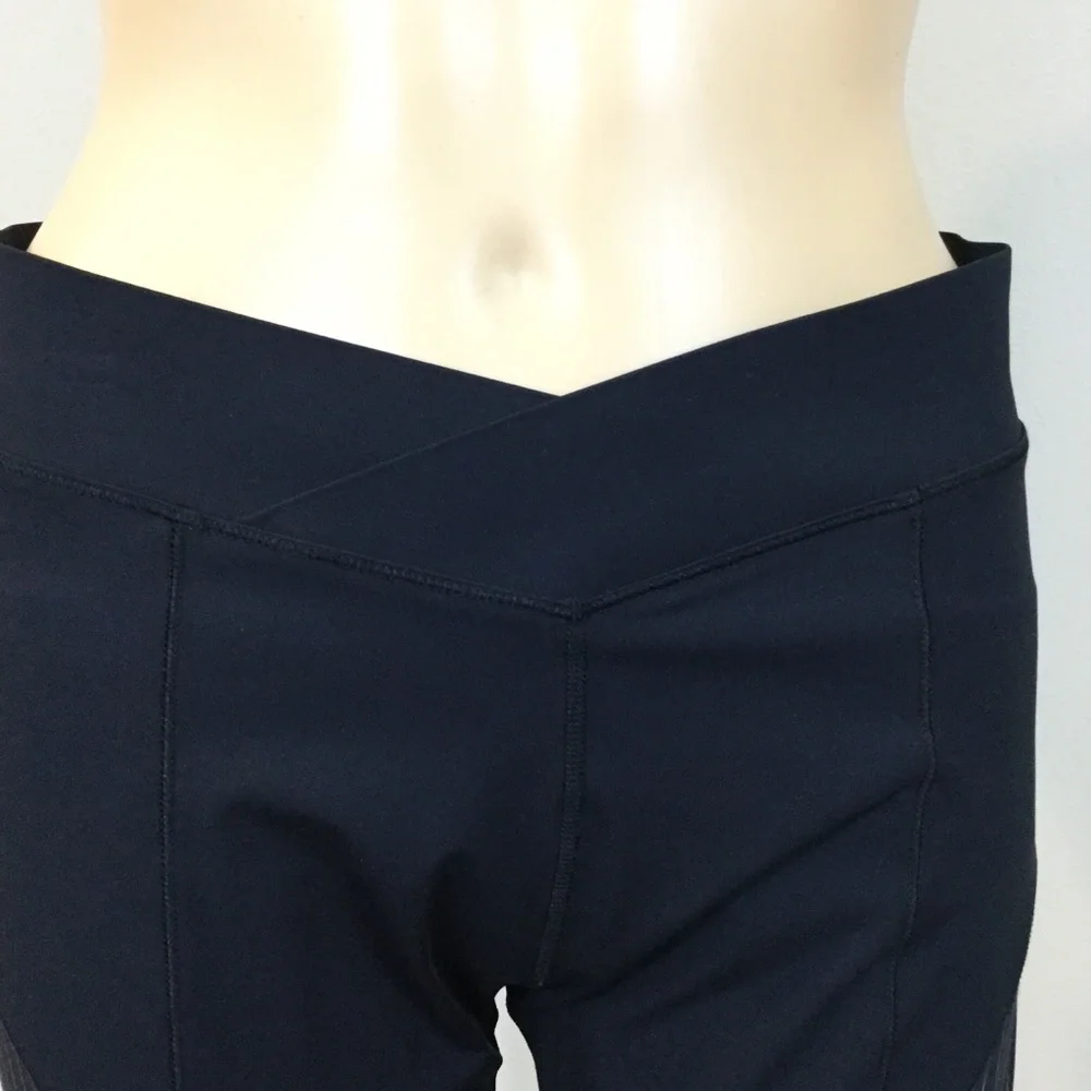 Ivy Park Reflective Leggings - Picture 2 of 6